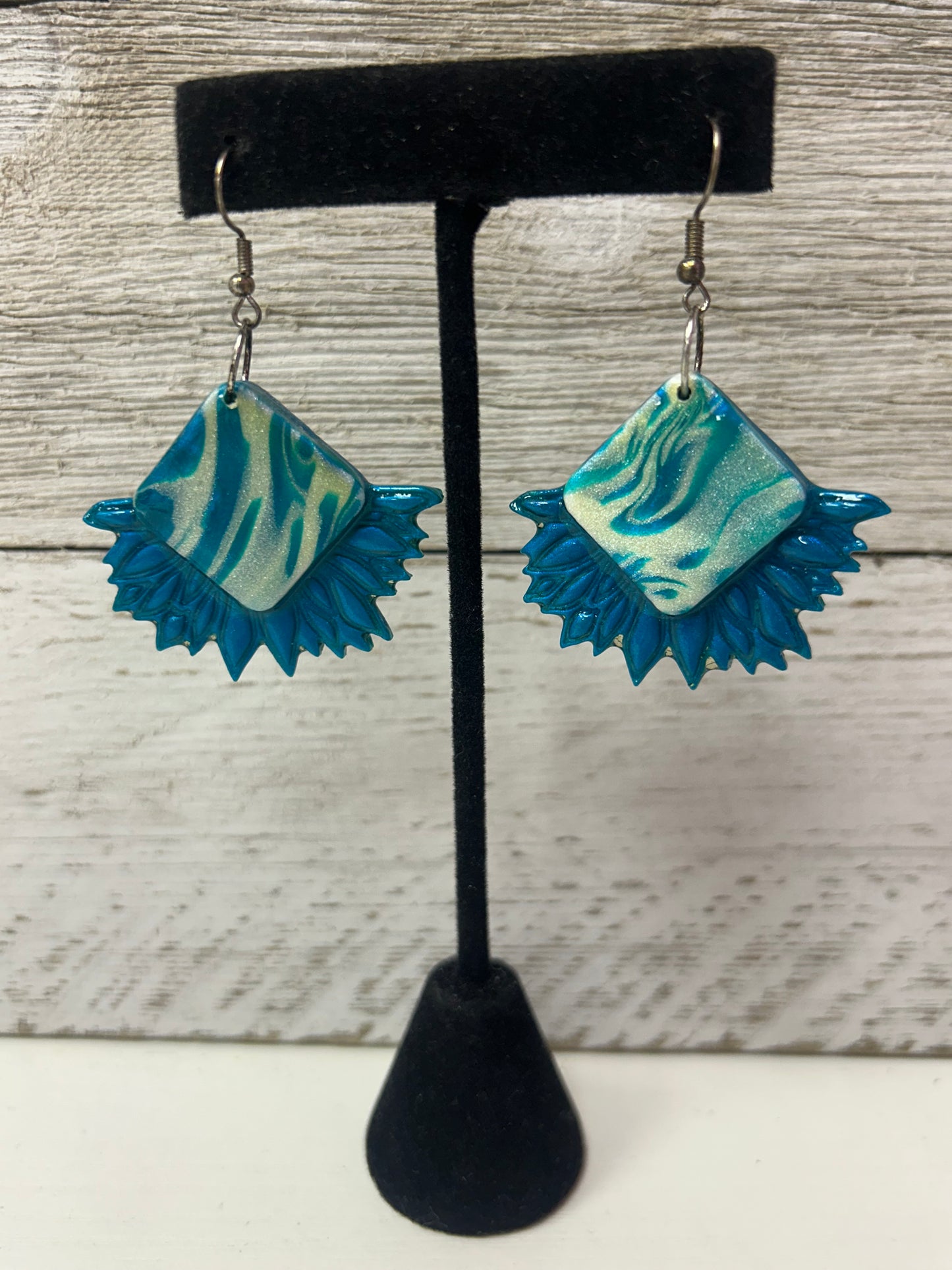 Flower Dangle Earrings