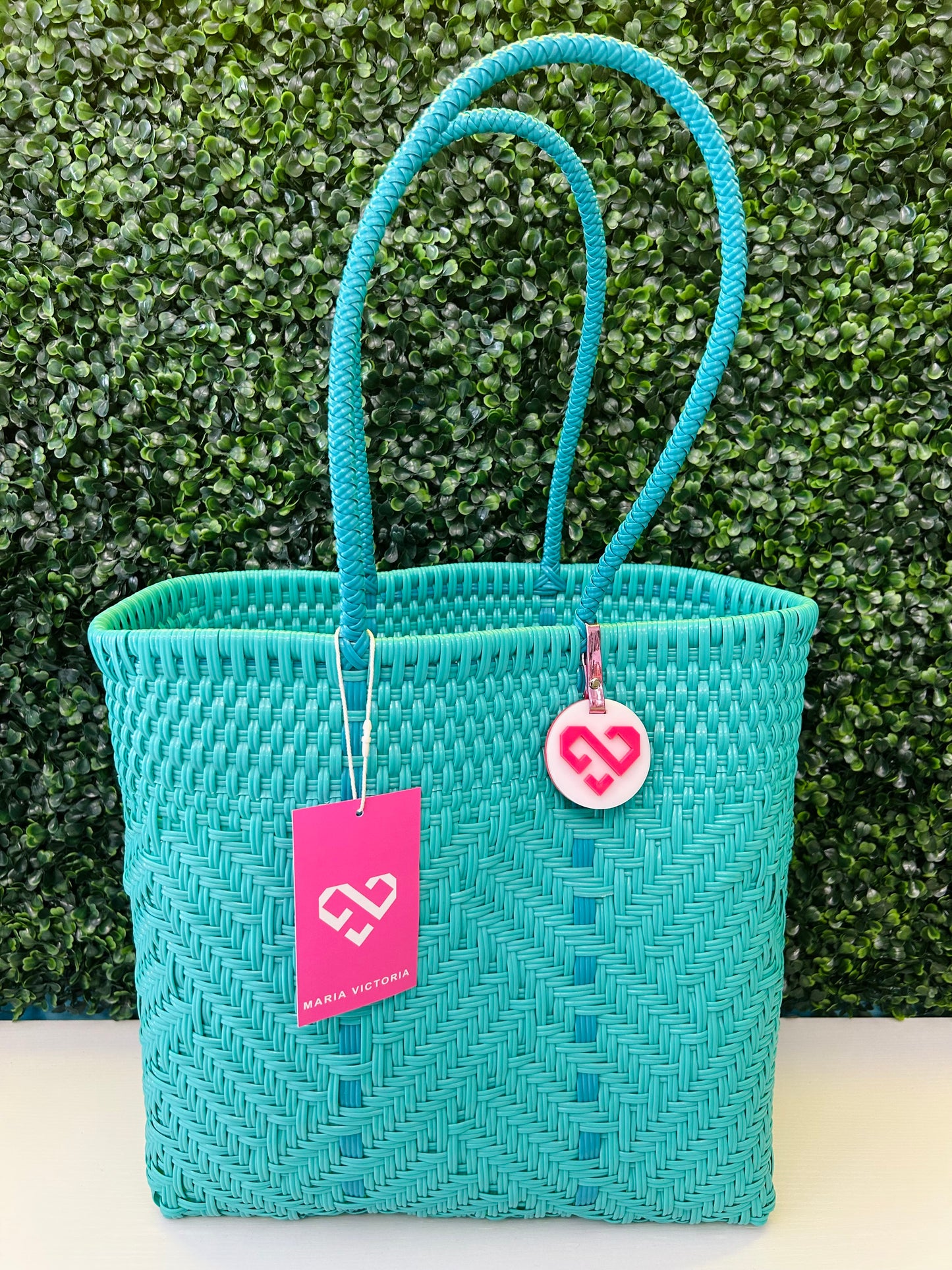 Maria Victoria Tote Bags