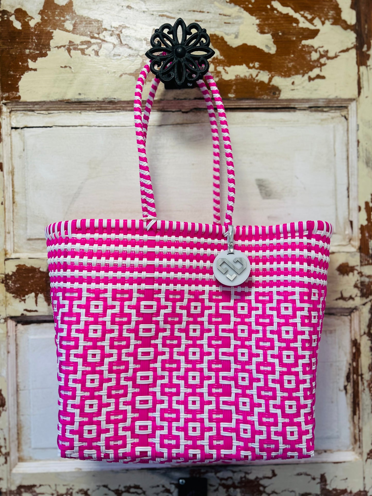 Maria Victoria Tote Bags