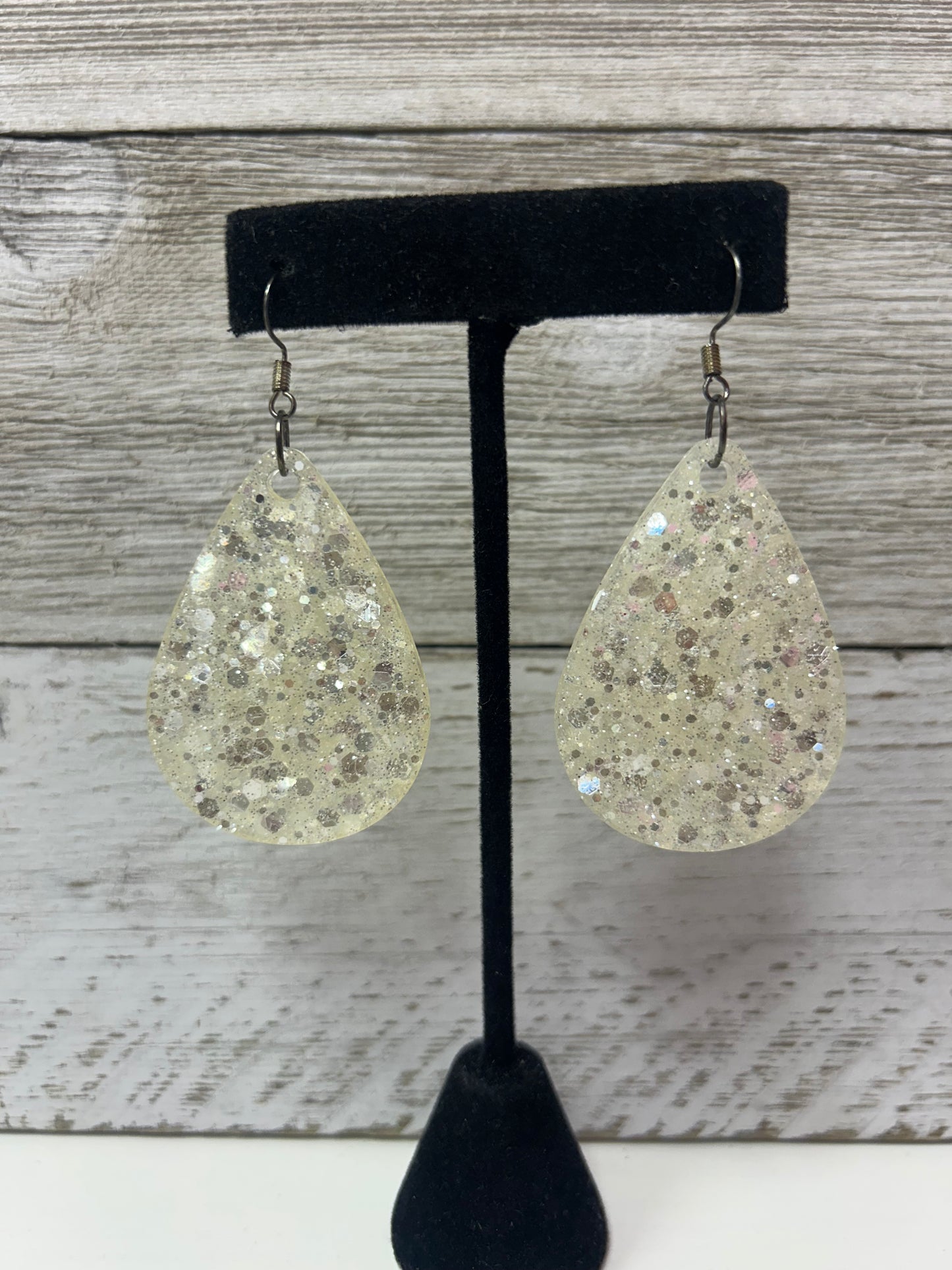 White Teardrop Resin Glitter Earrings