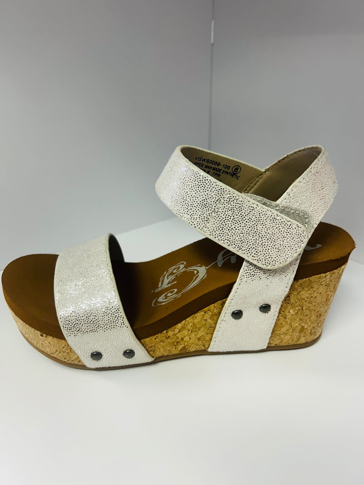 Very G SOL White Shoes
