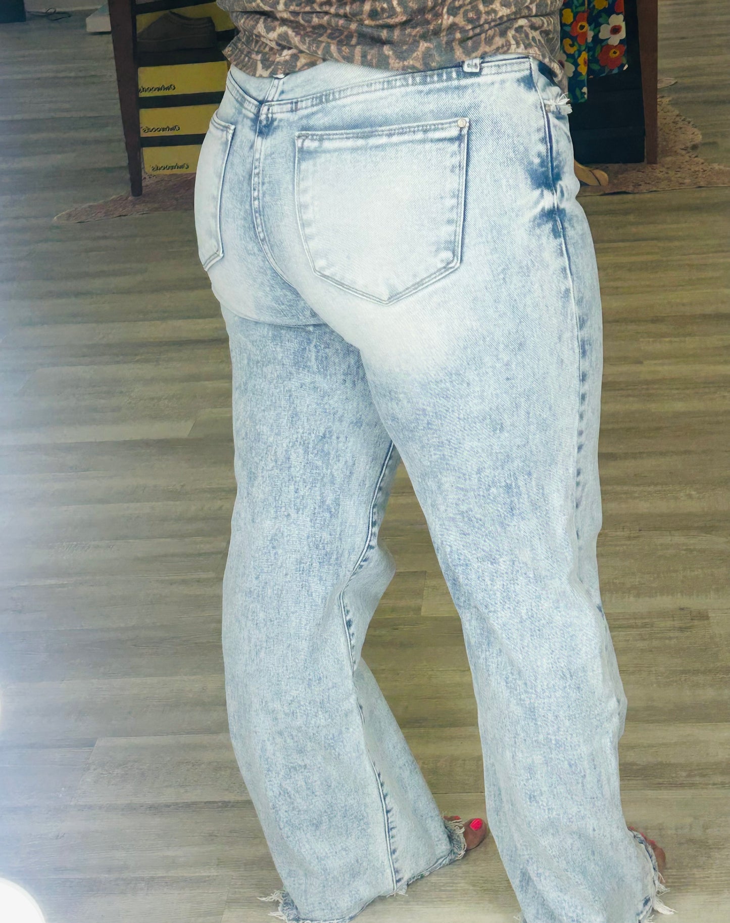 Stretch High Rise Straight jean