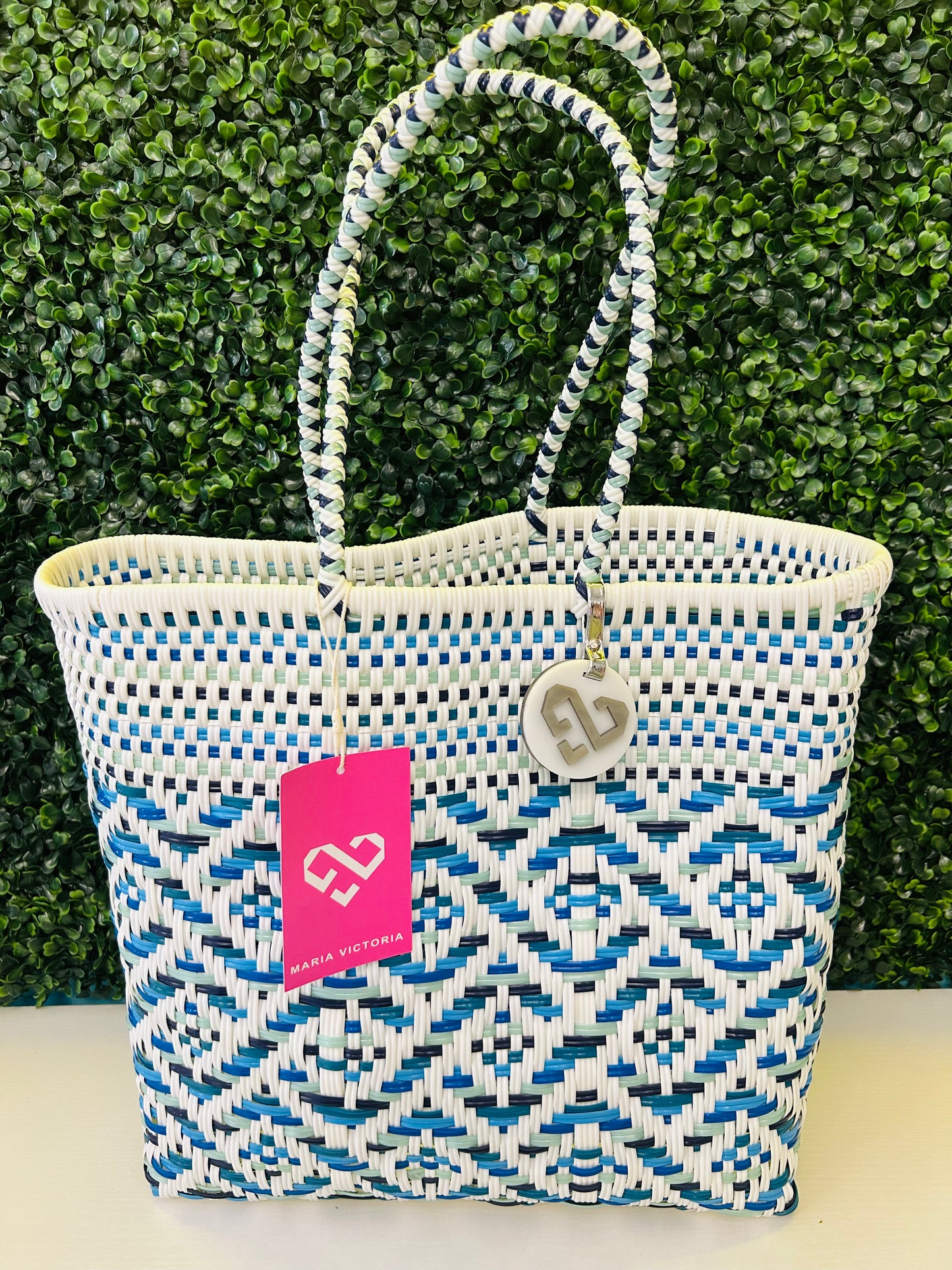 Maria Victoria Tote Bags