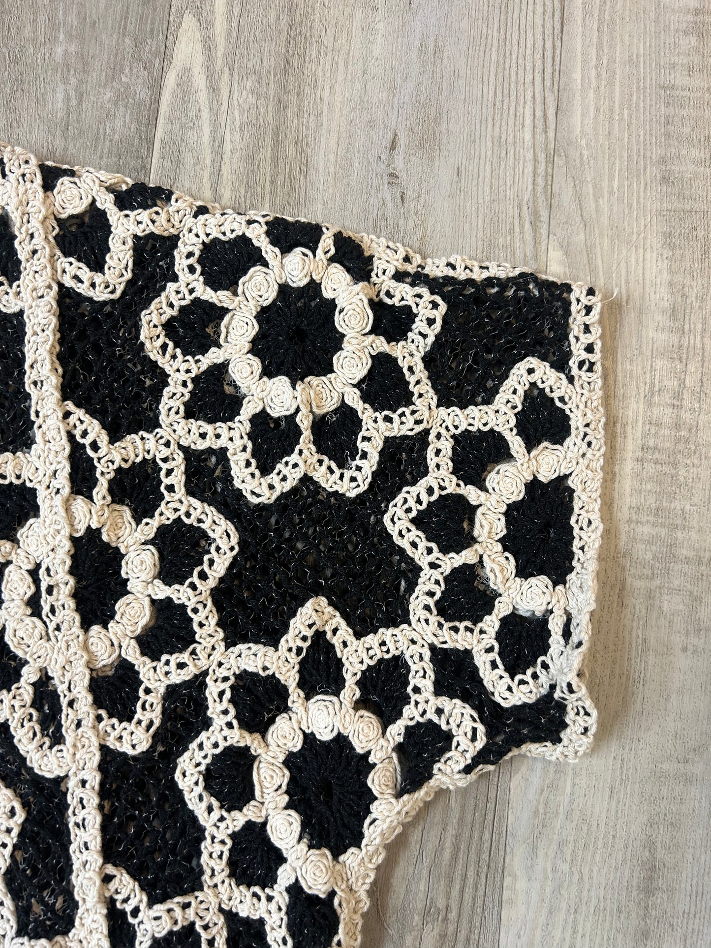Floral Crotchet Knit Top