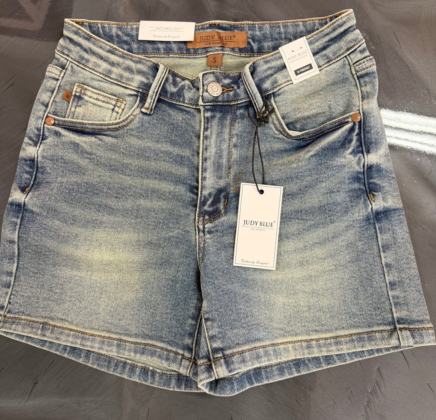 Judy Blue V Front Vintage Wash Shorts