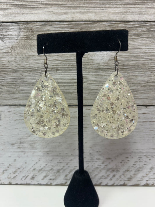 White Teardrop Resin Glitter Earrings