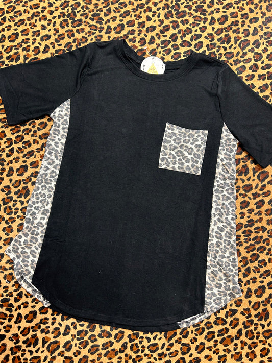 Leopard Pocket Top