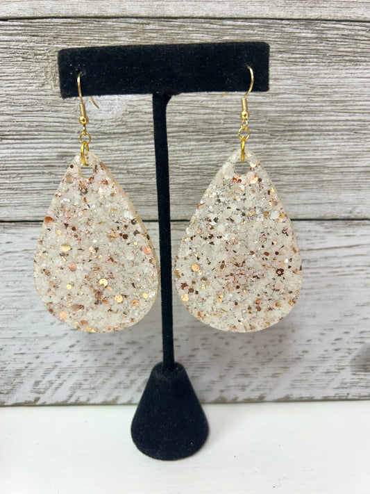 XL White/Gold Resin Glitter Earrings