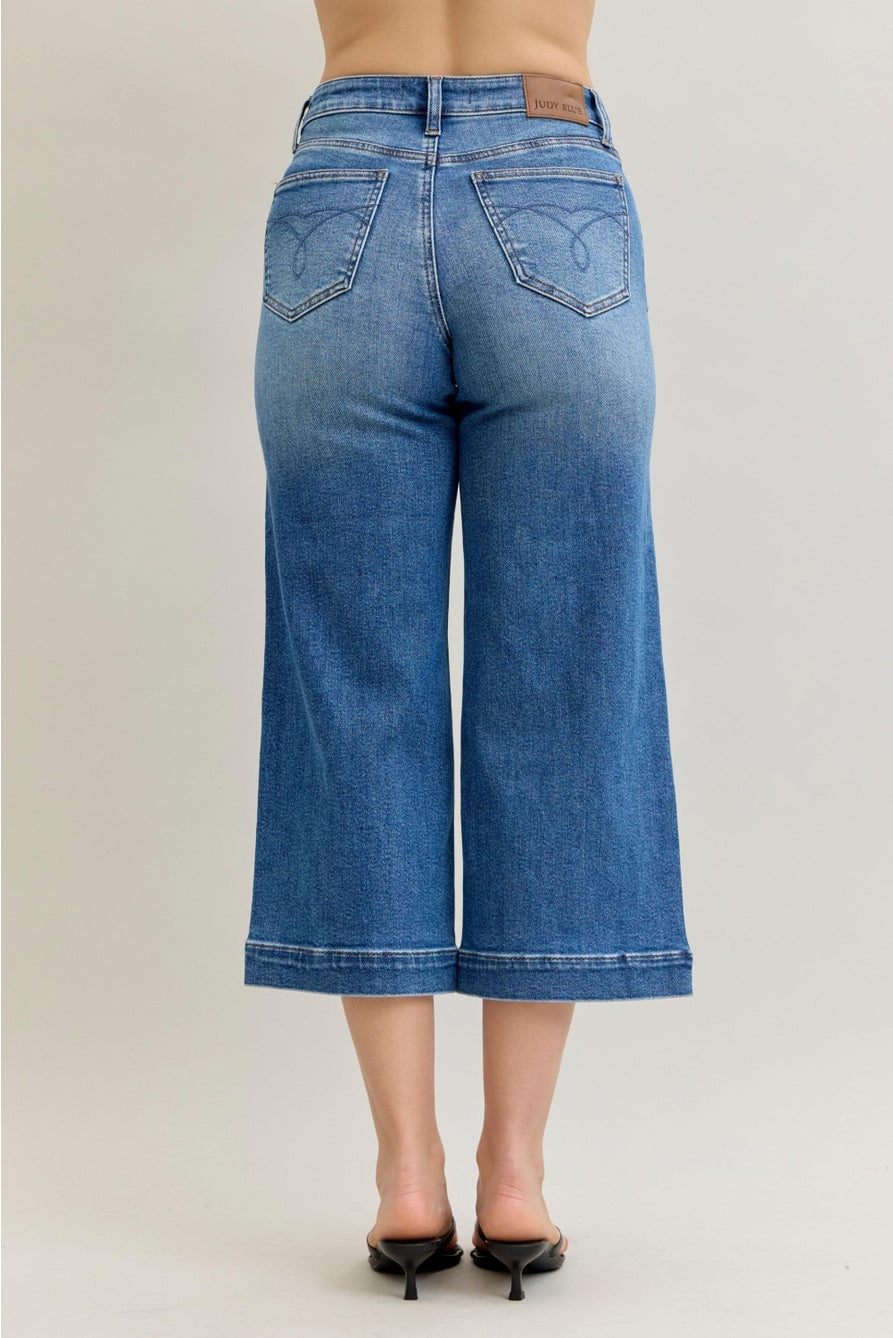 MR Wide Crop Vintage Pockets & Wide Hem