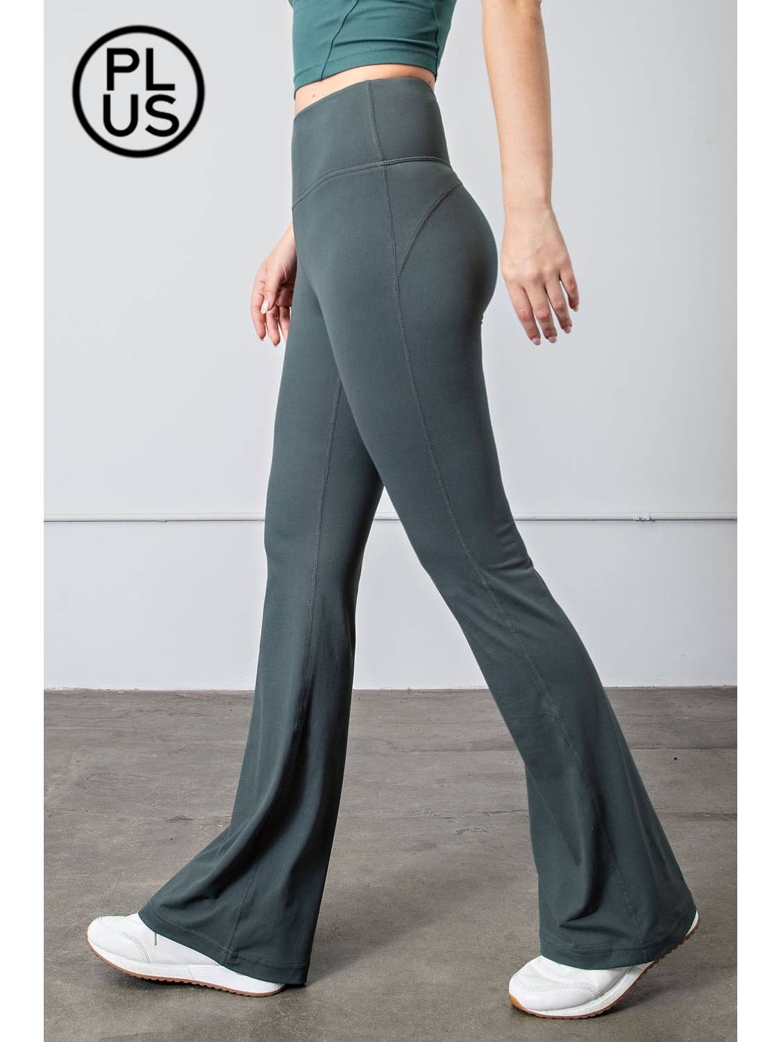 Plus Size Flared Yoga  Pants